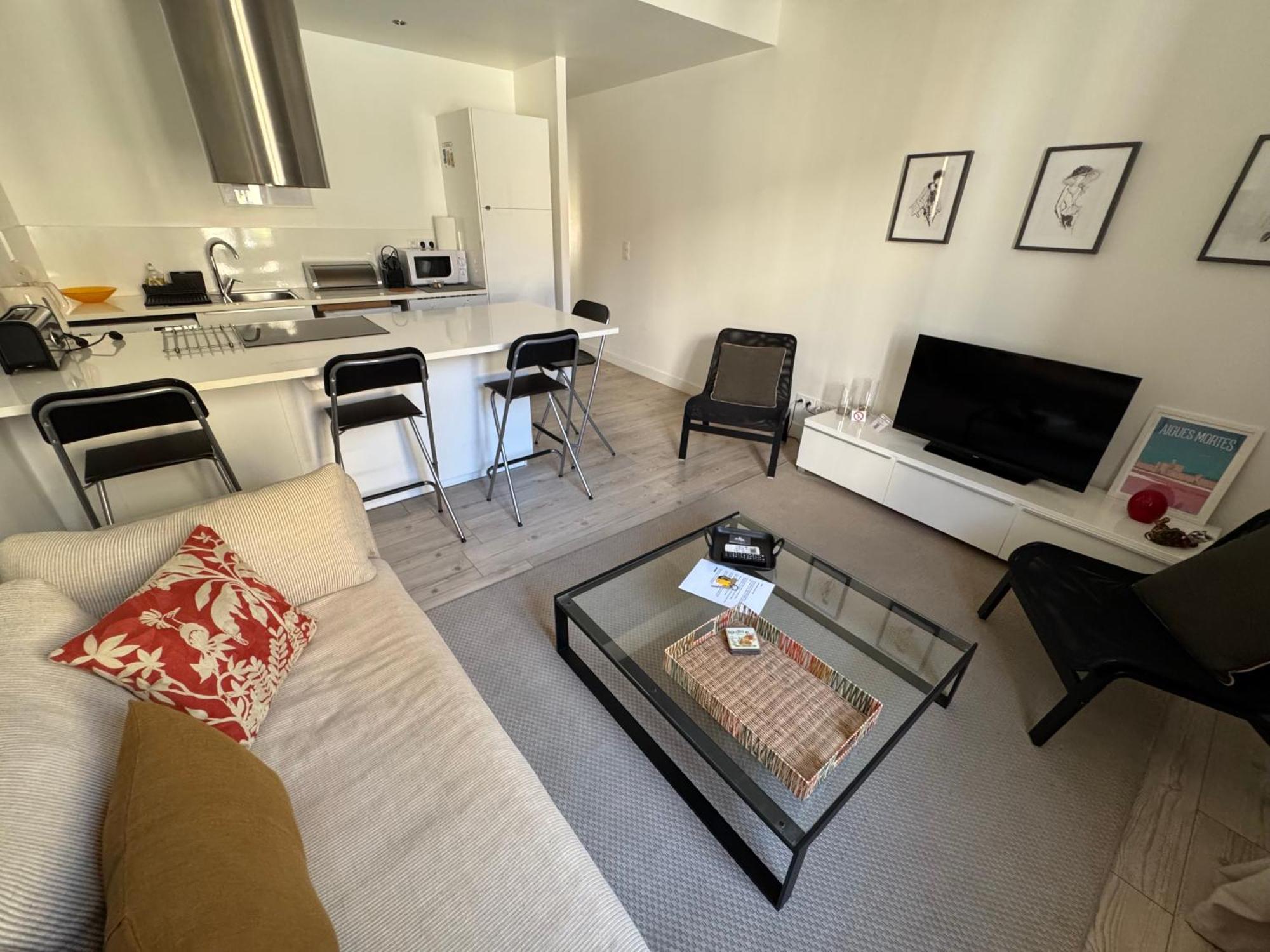 Bel Appartement Terrasse 4 Etoiles Intra Muros Aigues-Mortes Bagian luar foto